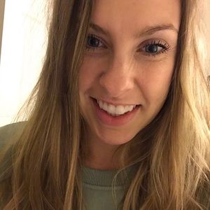 Meet your Posher, Nina